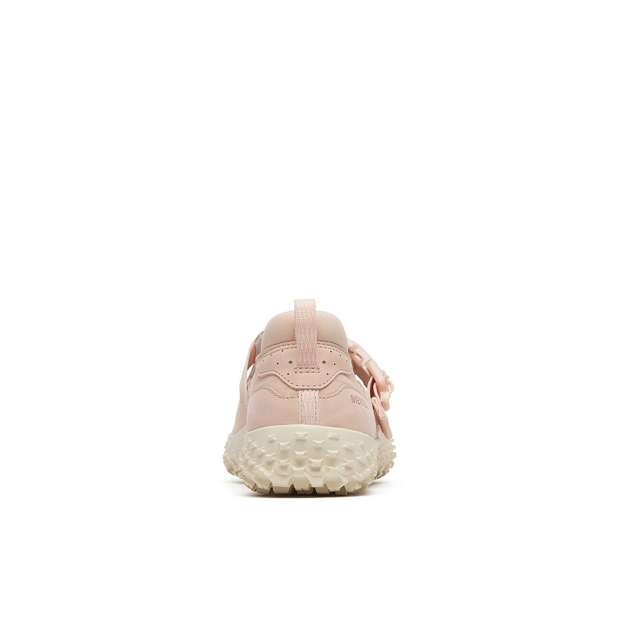 sapatos femininos de nobuck com fivela envolvente cor rosa sal