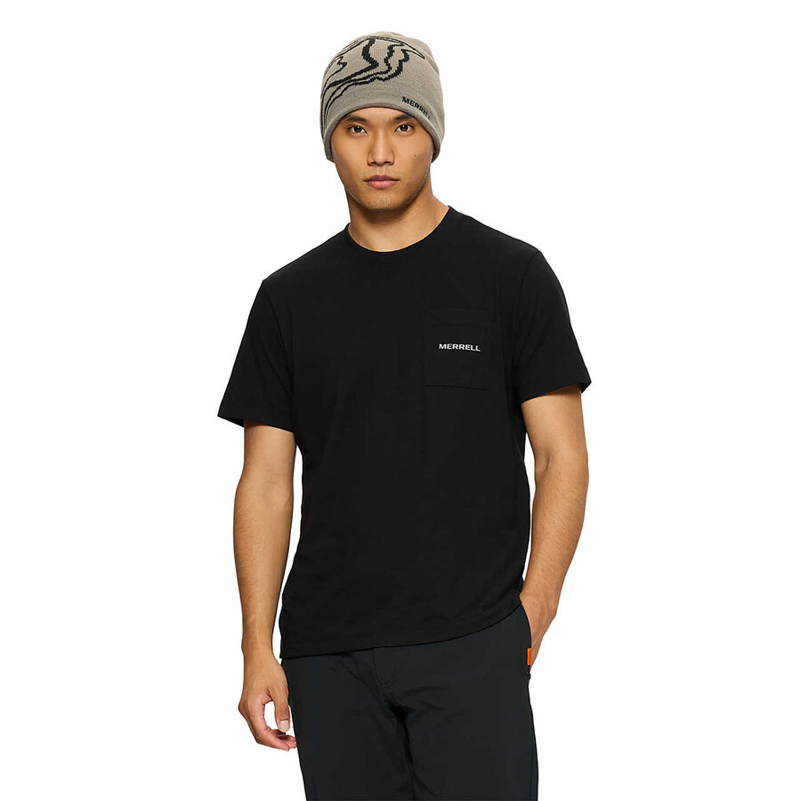camiseta masculina de manga curta com bolso e modelagem relaxada - preta