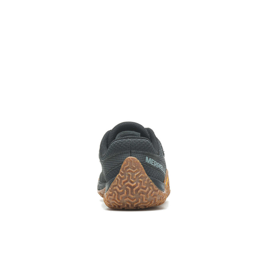 tênis feminino trail glove 7 barefoot pretogoma