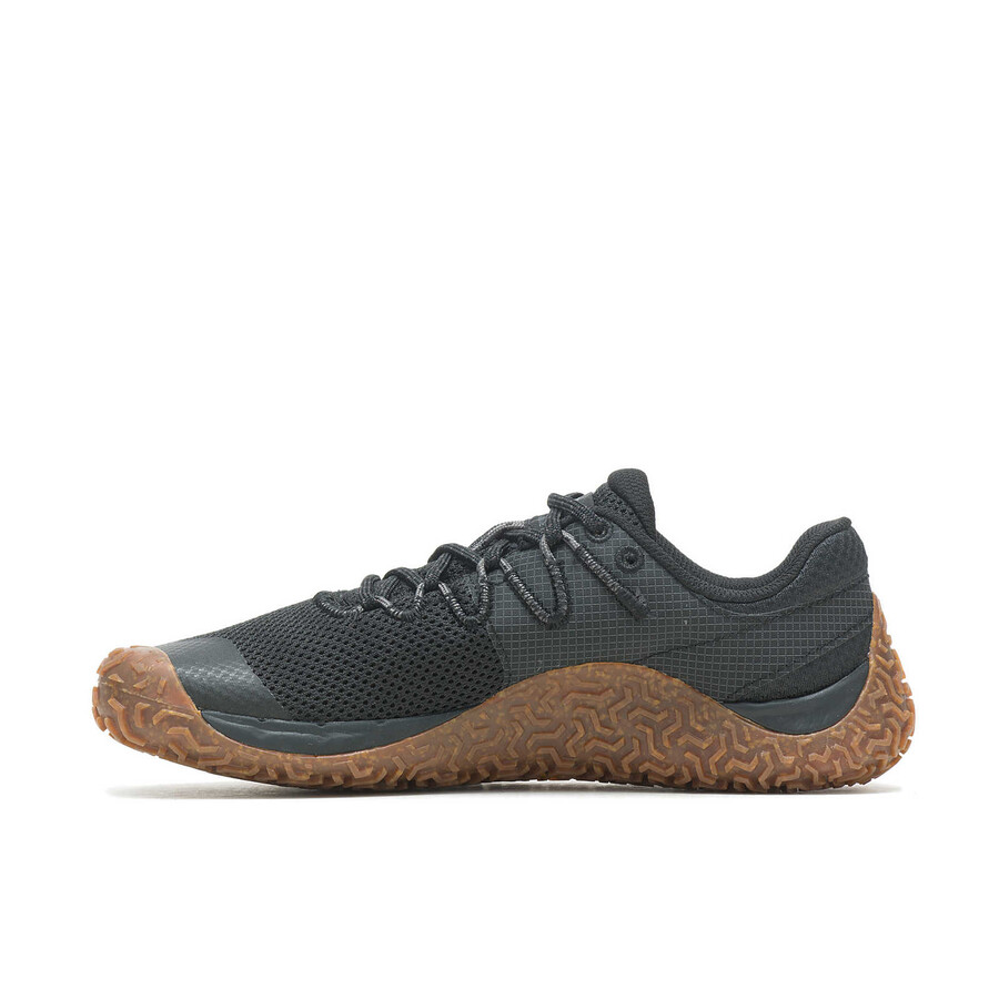 tênis feminino trail glove 7 barefoot pretogoma