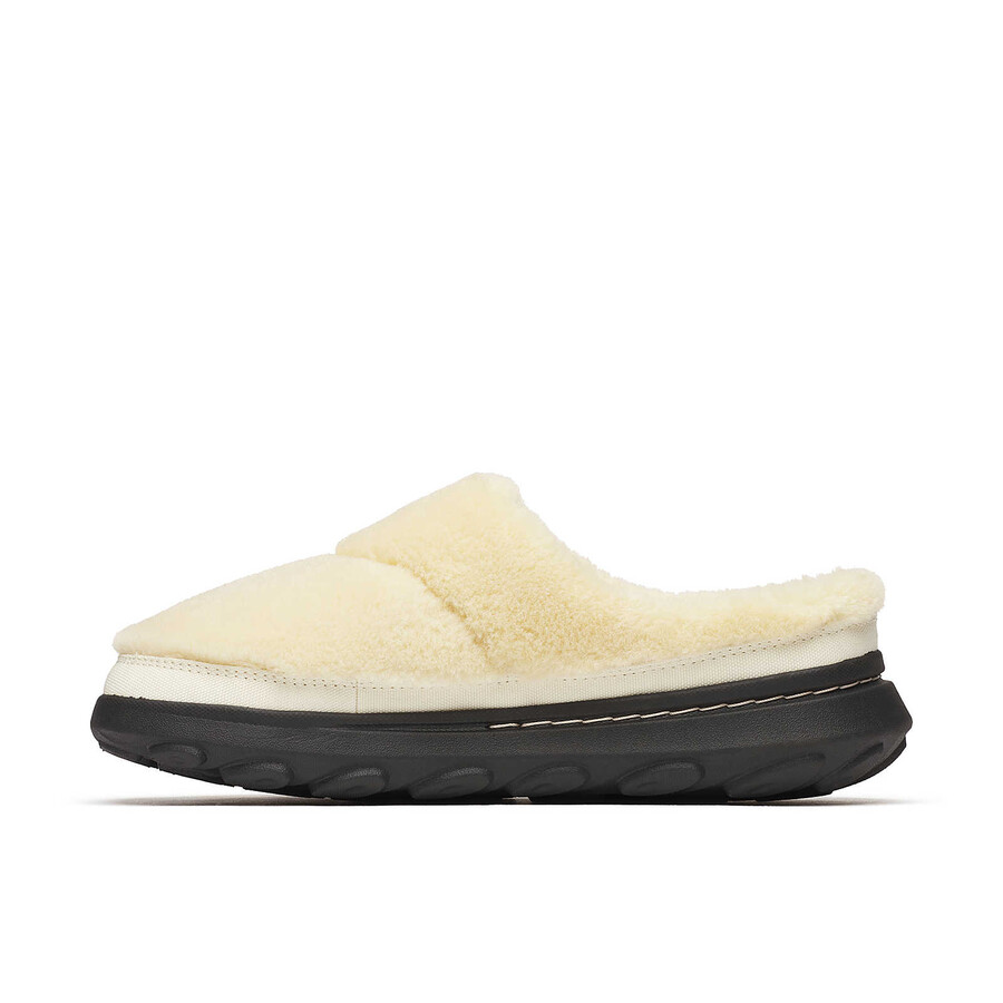 chinelo feminino hut moc 2 modelo slip-on confortável e casual cor areia.